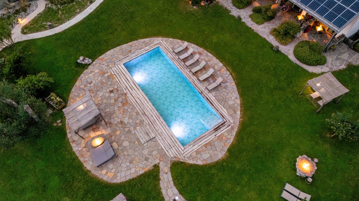 Agriturismo con biopiscina